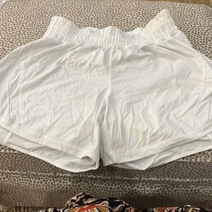 Lulu lemon 5” white womens shorts